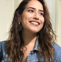 Elizabeth Navas's Instagram, Twitter & Facebook