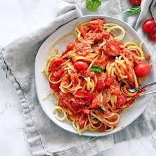 Fresh Grape Tomato Sauce Recipe Yummly Recipe Grape Tomato Recipes Pasta With Grape Tomatoes Tomato Pasta Sauce
