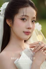 Một ngày cưới, một khoảnh khắc ngọt ngào