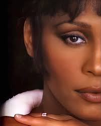 She glows in her favorite color: purple ✨💜