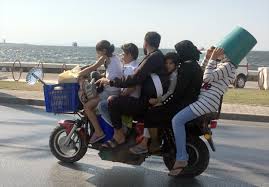 motosiklette aile ile ilgili gÃ¶rsel sonucu