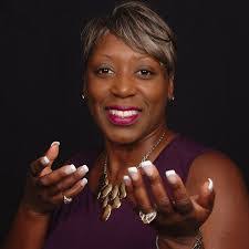 Loretta Laws's Instagram, Twitter & Facebook