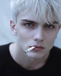 Tội ác của anh là bắt cóc trái tim mong manh không có khả năng chống cự của  em