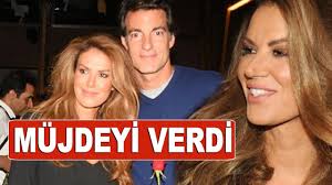 1998 yılında tasarım üzerine eğitim aldığı okulu bitince tasarım kariyeri için 1998 yılında paris'e gitti. Bir Bucuk Ay Once Evlenen Tulin Sahin Hamile Youtube
