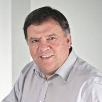 Daniel Uriguen's Instagram, Twitter & Facebook