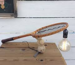 Lampe Recup Deco Loft Industriel Ancienne Raquette Tennis Etsy Deco Loft Industriel Lampes Salon Loft Industriel