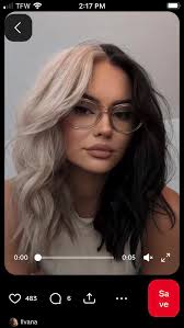 Wanted to try a half and half color. 😀❤️