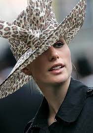 Pin By Uwe On Royals Fancy Hats Zara Phillips Wedding Hats