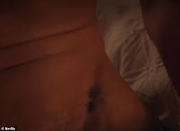 We met in the makeup trailer and we just. Sex Life Fans Bemerken Einen Riesigen Schnittfehler In Adam Demos Nackter Duschszene Aktuelle Boulevard Nachrichten Und Fotogalerien Zu Stars Sternchen