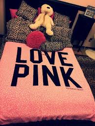 Mamacitaa Adli Kullanicinin Victoria Secret Pink 3 Panosundaki Pin