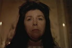 At 15 years old she made her screen debut, starring in divorce italian style opposite marcello mastroianni. Fenomenologia Della Mamma Ai Giardini Prima O Poi L Amore Arriva E T Incula