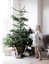 Well Friends This Has Been One Crazy Year I Can 39 T Tell You How Much I 39 Ve Enjoyed B Minimalist Christmas Scandi Christmas Scandinavian Christmas Trees