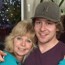 What's the difference between fusion paint and regular house paint?