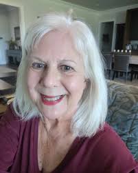 Jeanette did my reading yesterday and I was blown away by all the areas of  my life she covered and uncovered really. She brought light to things I  have been stuffing away