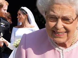 Buckingham palace is furnished and decorated with priceless works of art that form part of the royal collection, one of the major art collections in the world today. Queen Elizabeth Ii Nur Mannliche Familienmitglieder Durfen In Ihre Raume Bunte De