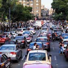 Doble hoy no circula y manifestaciones complican la movilidad en la cdmx/ vianey esquinca. Vntczpboy6qsvm