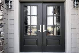 The window manufacturing process during this period first relied on crown glass, a manufacturing technique that was only capable of reliably producing small individual panes. Decorative Privacy Films For Front Doors And Sidelights Decorative Films