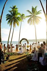 An Amazingly Gorgeous Tropical Destination Wedding In Fiji Fiji Wedding Packages Fiji Wedding Cheap Destination Wedding