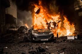 أفادت مصادر لبنانية بأن المحقّقين الفرنسيين في انفجار مرفأ بيروت استبعدوا نظريّة استهداف المرفأ بصاروخ، أو عبوة ناسفة. Ø§Ù†ÙØ¬Ø§Ø± Ø¨ÙŠØ±ÙˆØª Ø­Ù…Ù„Ø© ØªØ¶Ø§Ù…Ù† ÙˆØ§Ø³Ø¹Ø© Ù…Ù† Ù…Ø´Ø§Ù‡ÙŠØ± ÙƒØ±Ø© Ù‚Ø¯Ù… Ø§Ù„Ø¹Ø±Ø¨