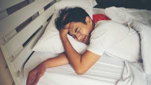 Mimpi yang terjadi selama tidur tidak selalu berhubungan dengan ramalan, pertanda atau firasat. 5 Arti Mimpi Terjatuh Jatuh Dari Ketinggian Hingga Jatuh Cinta Tribun Bali