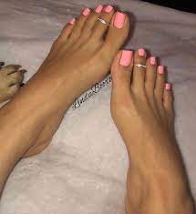 ¿quién no desea unas uñas fuertes y saludables? Toe Nail Color Toenails Pink Toe Nails Pretty Toe Nails Toe Nail Color