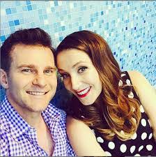 Lisa Hewitt's Instagram, Twitter & Facebook