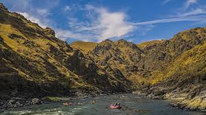 The last thing i wanted to do was fall out because that water is cold. Idaho River Rafting Find An Idaho Rafting Trip