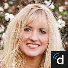 Ashley Commins's Instagram, Twitter & Facebook