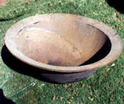 For garden decoration, these kettles are great as just a standalone item, but serve as amazing landscape or garden planters. 100 Gallon Cast Iron Syrup Kettle Historic Syrup Kettles Millstones Com
