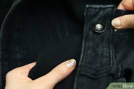 Hampir semua pakaian hitam pada akhirnya memudar setelah berulang kali dicuci dan dijemur. Cara Mencegah Pakaian Hitam Luntur 12 Langkah Dengan Gambar