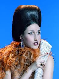 Vogue-Italia-March-2017-Haute-Couture-Anna-Cleveland-by-Miles-Aldridge-09-770x1023 