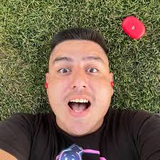 I cannot for the life of me, get my hands