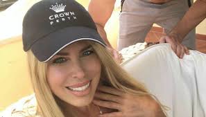 She was born on august 26, 1972 in lecce. Loredana Lecciso Albano Mi Ha Sempre Detto Di Vedere Romina Come Una Sorella Dilei