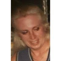 Janine Bennett's Instagram, Twitter & Facebook