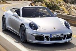 See pics of the 911 gts cabriolet in action. Porsche 911 Carrera 4 Gts Cabriolet 991 Spezifikationen Fotos 2014 2015 2016 2017 2018 Autoevolution In Deutscher Sprache