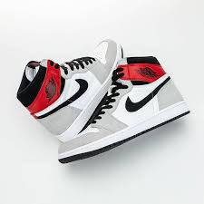Jordan Retro 1 High Og White Black Red July 11 Hypebeast Hypebeastkicks Jumpman23 Has Prepared The Air Jordan 1 High Og For The Summer With This Light Smoke Grey Color In 2020 Air Jordans Jordan 1 Red Sneakers
