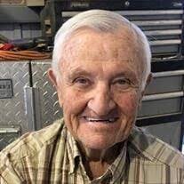 Tim Dyer's Instagram, Twitter & Facebook