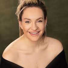 May Singer's Instagram, Twitter & Facebook