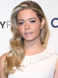 If you have very light eyebrows, find a pencil in one of these colors and lightly go over them. Prom Makeup Blue Eyes Blonde Hair Saubhaya Makeup