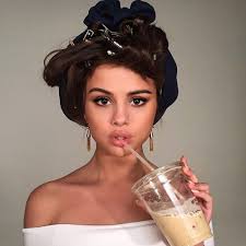 Actress and singer selena gomez was born on july 22, 1992 in grand prairie, texas. As On Twitter Selena Gomez Refuses To Age