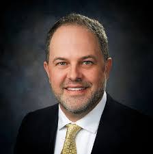 Jeremy Armour's Instagram, Twitter & Facebook