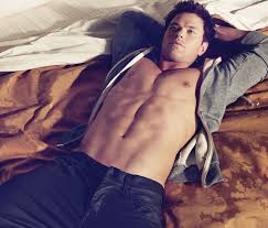 Favorite Hunks & Other Things: Tuesday, March 14, 2017