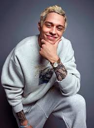 Pete davidson news, gossip, photos of pete davidson, biography, pete davidson girlfriend list 2016. Snl Star Pete Davidson Makes Aces Of Comedy Debut At The Mirage In Las Vegas August 25 Pete Pretty Boys Davidson