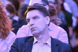 Gościem jarosława kuźniara był tomasz lis. Corka Kingi Rusin I Tomasza Lisa Pochwalila Sie Nowa Praca Pojawily Sie Okrutne Komentarze Super Express Wiadomosci Polityka Sport