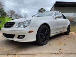 Mercedes tapped amg, its dedicated speed merchants, to take the clk coupe from luxury cruiser to rabid track rat. Gleaton S Metro Atlanta Auction Company Estate Sale Business Marketplace Auction 2006 Mercedes Benz Clk Class Clk 350 Coupe 2d Item 2006 Mercedes Benz Clk Class Clk 350 Coupe 2d