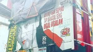 Jun 11, 2018 · tulisan kocak, nyebelin hingga ngademin hati yang ada di truk yang melintasi jalan pantura.(@rizkinarpati) 2. 10 Tulisan Truk Pantura Kocak Ini Bisa Kamu Nikmati Selama Mudik