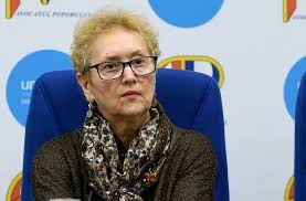 Renate weber, tot mai aproape de a fi demisă. Renate Weber A Fost DemisÄƒ Din FuncÈ›ia De Avocat Al Poporului