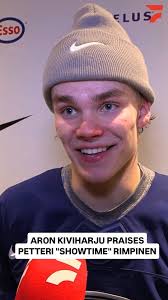 Aidan Thompson gets his first pro goal in Game 2! #AHL #CalderCup #GoHogs  #Blackhawks #Hockey