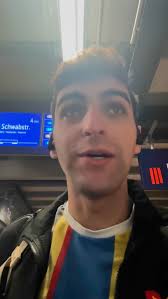 T-1 day until our application deadline! Our resident 2nd year bass  @noahmondbass is