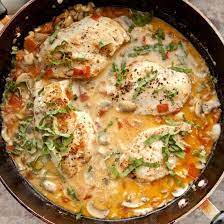 Chicken Chasseur A Delicious And Easy French Dinner Of Chicken In A Wine Lemon Cream Sauce With Mushrooms And Tomato Recipes Chicken Recipes Poultry Recipes
